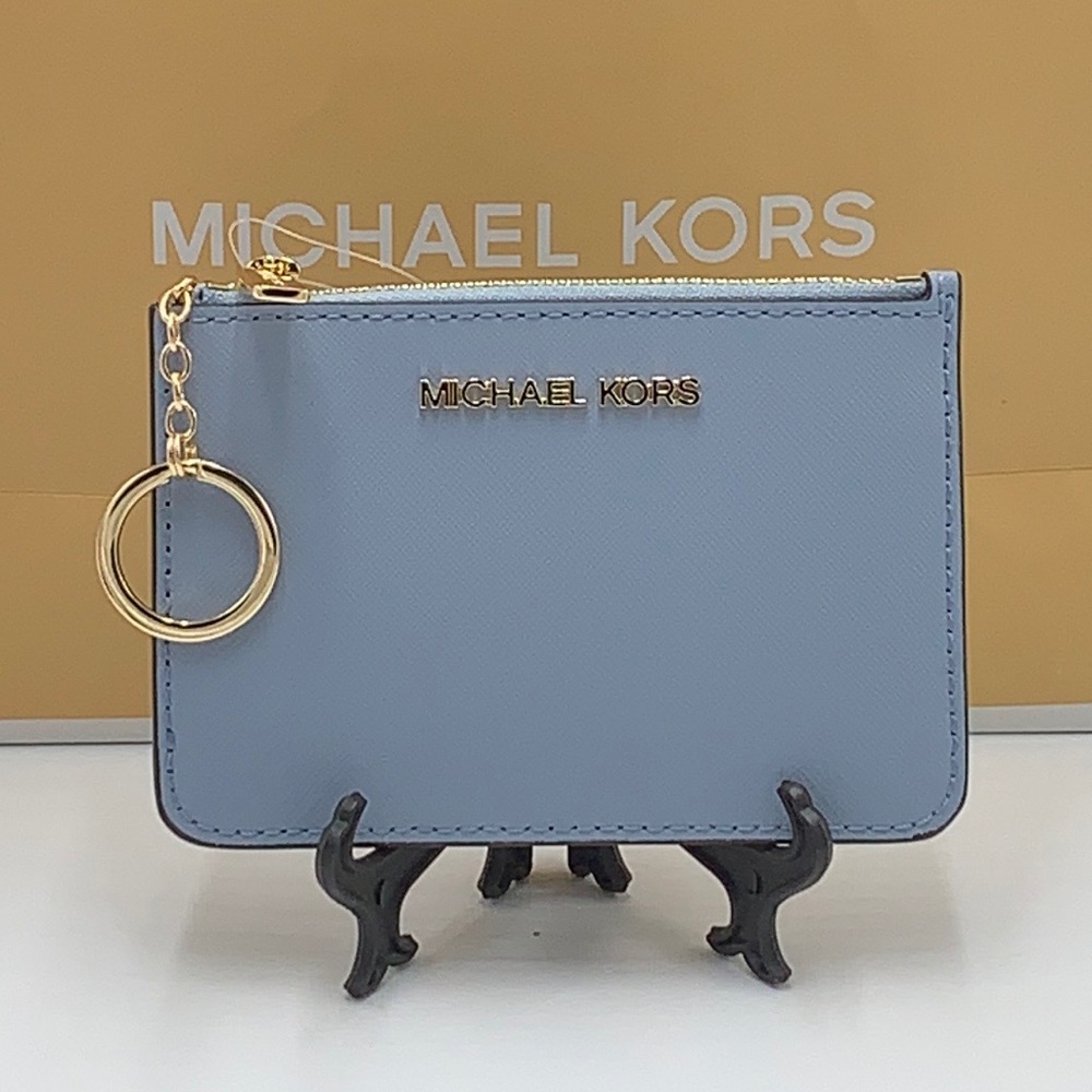 MICHAEL KORS SMALL TOP ZIP
COINPOUCH WITH ID CARD PALE BLUE
COLOR - Picture 11 of 12